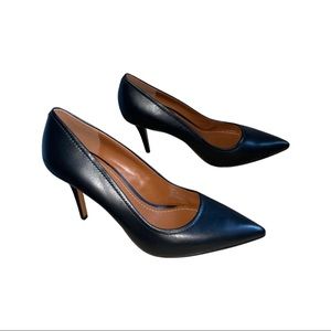 COACH NWOT black leather pumps/heels size 8.5